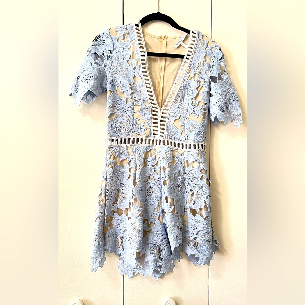 BCBG lace detailing size 2